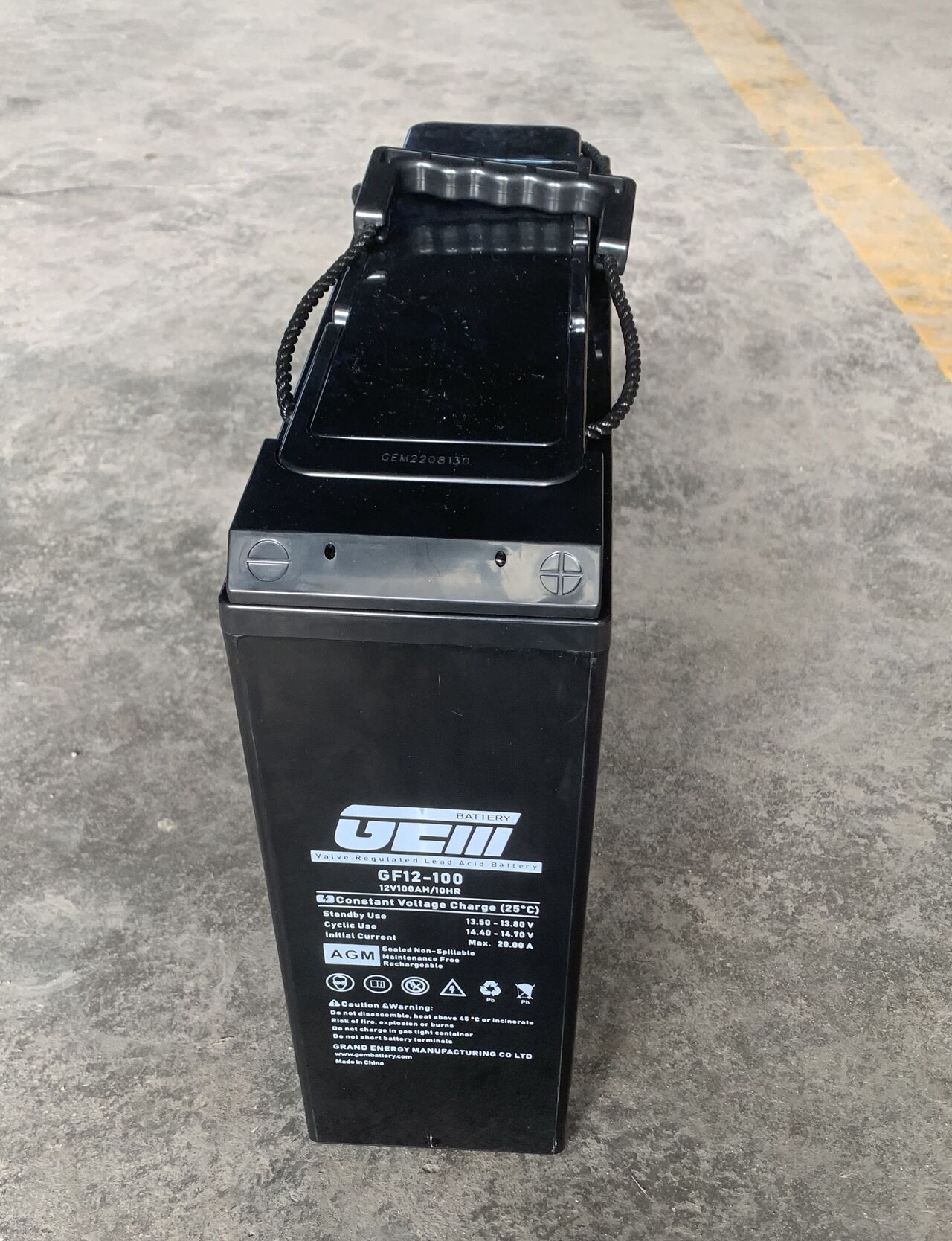 Batteria terminale anteriore 12V