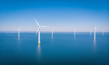 Globale / Globale installata di energia eolica di potenza si avvicina 600 GW