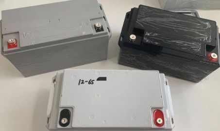 Varietà di contenitori in plastica per il montaggio della batteria AGM GM12-65 (12V65AH)